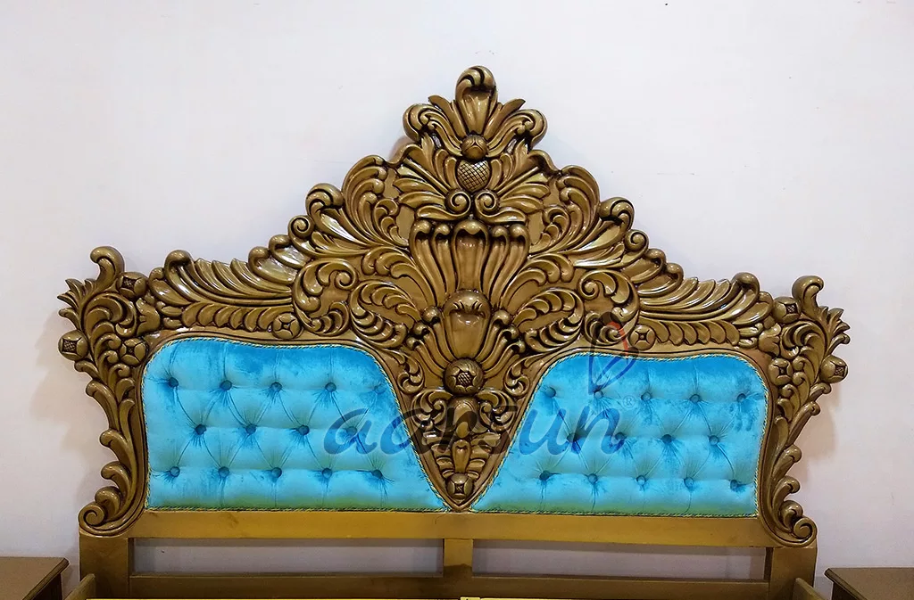 Baroque Style Wooden Bed Gold Polish view 5