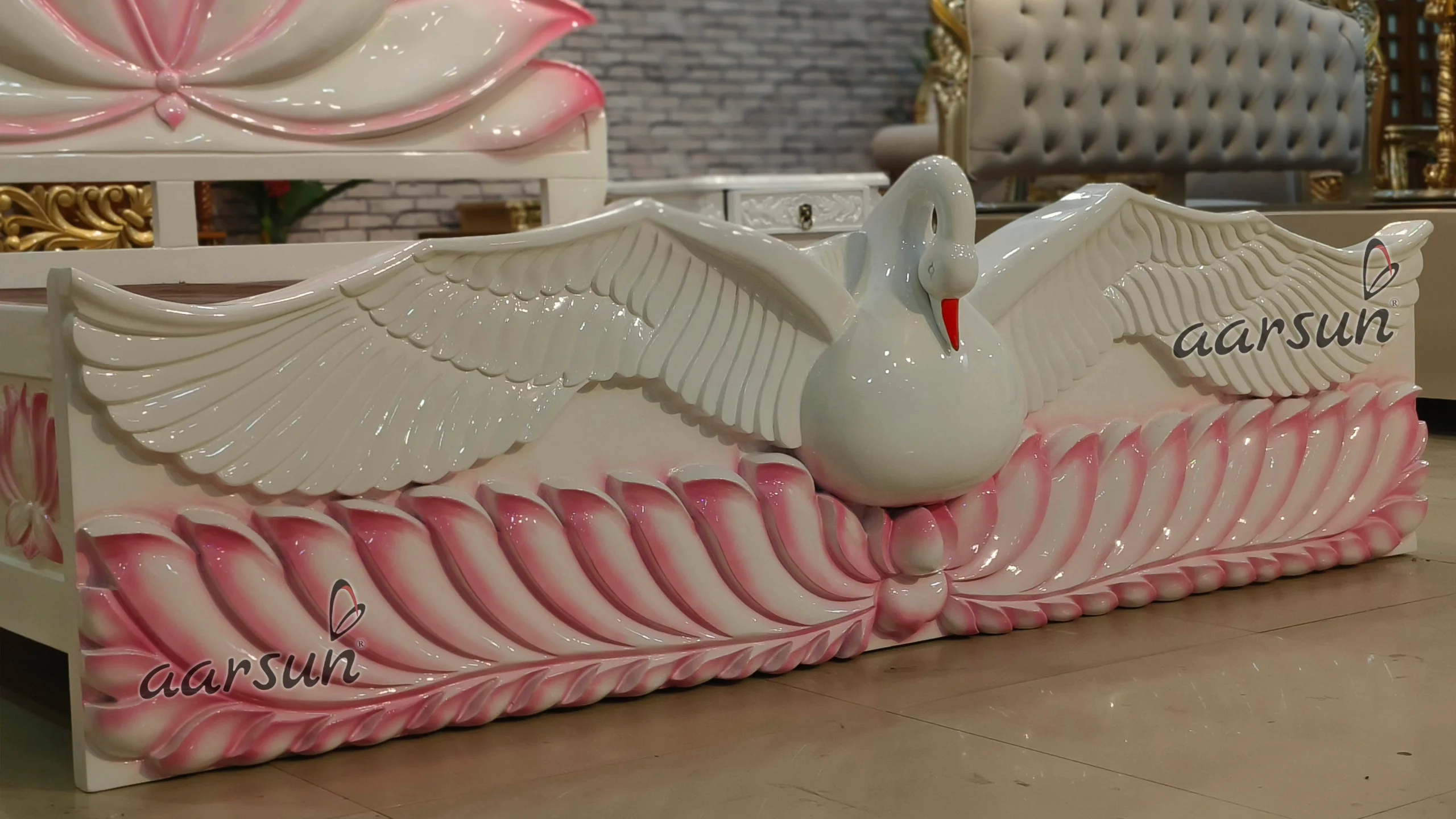Beautiful Lotus-Swan Bed Design view 8