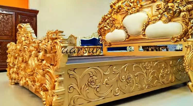 Carved King Size Bed in Teak Wood view 8