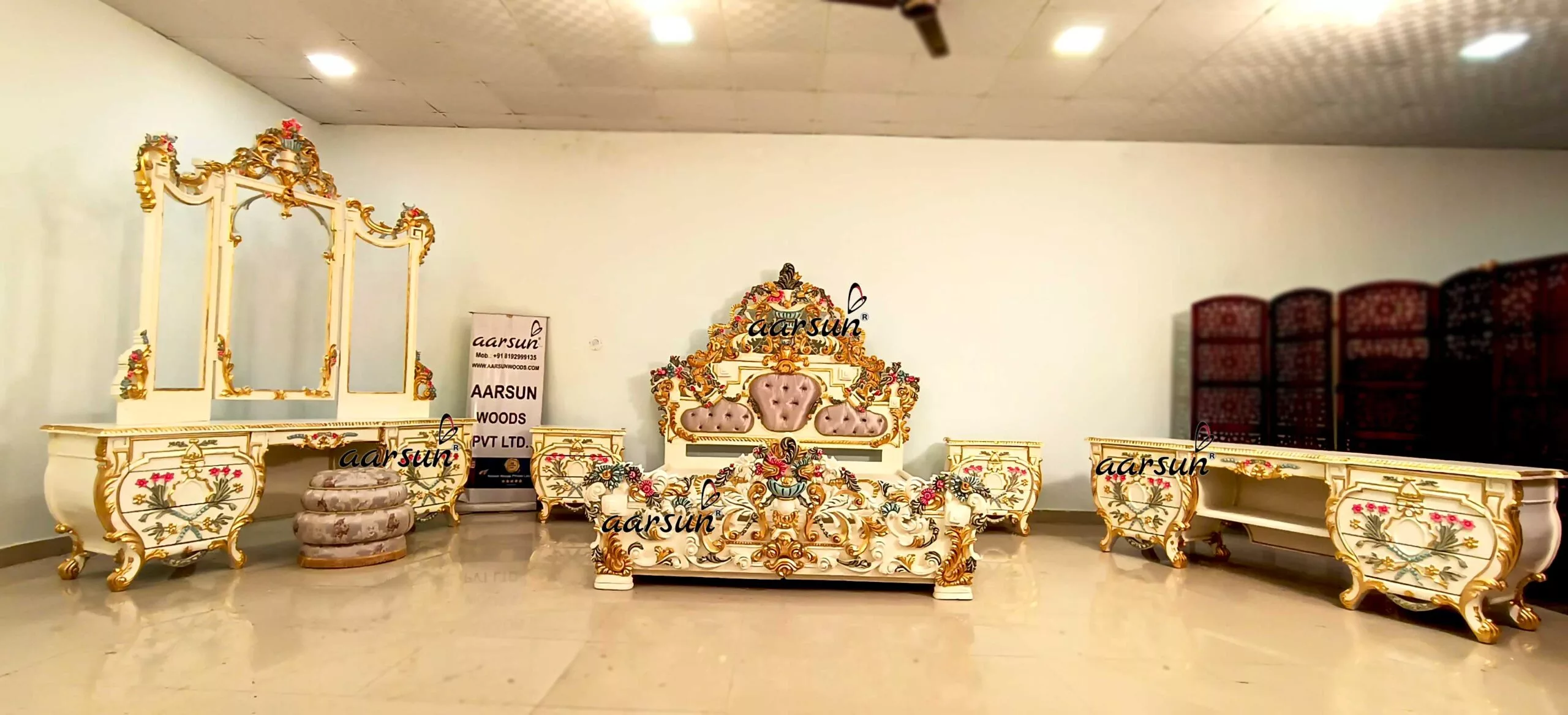Complete Bedroom Set Ultra Luxury Furniture view 3