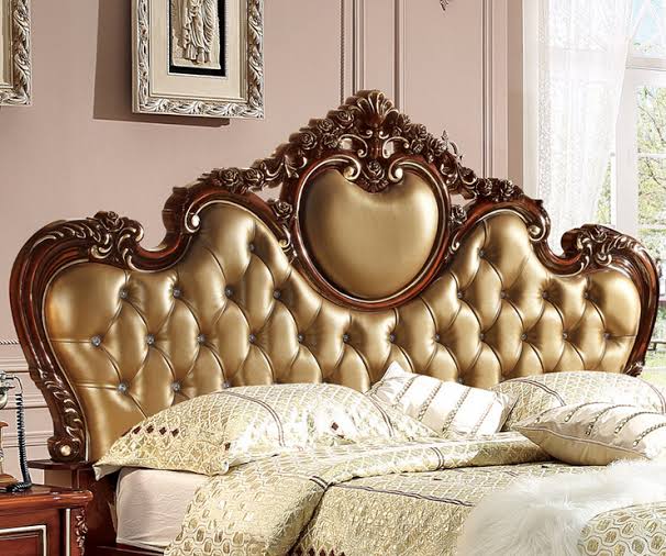 Designer Wooden Bed Furniture in Teak Wood view 3