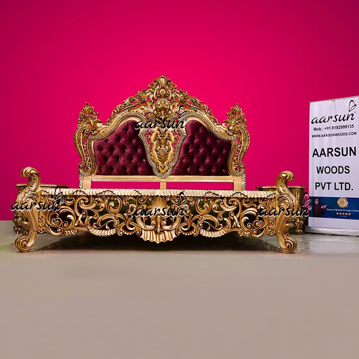 Extraordinary Bedroom Set in Royal Gold