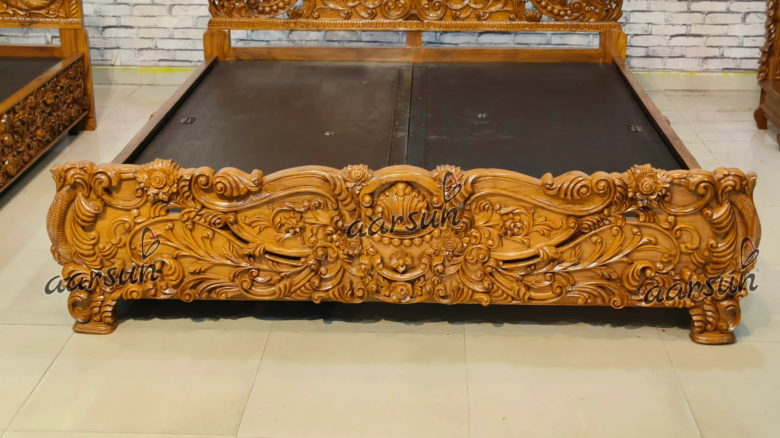 Fully Handcrafted Wooden Bed Design view 3