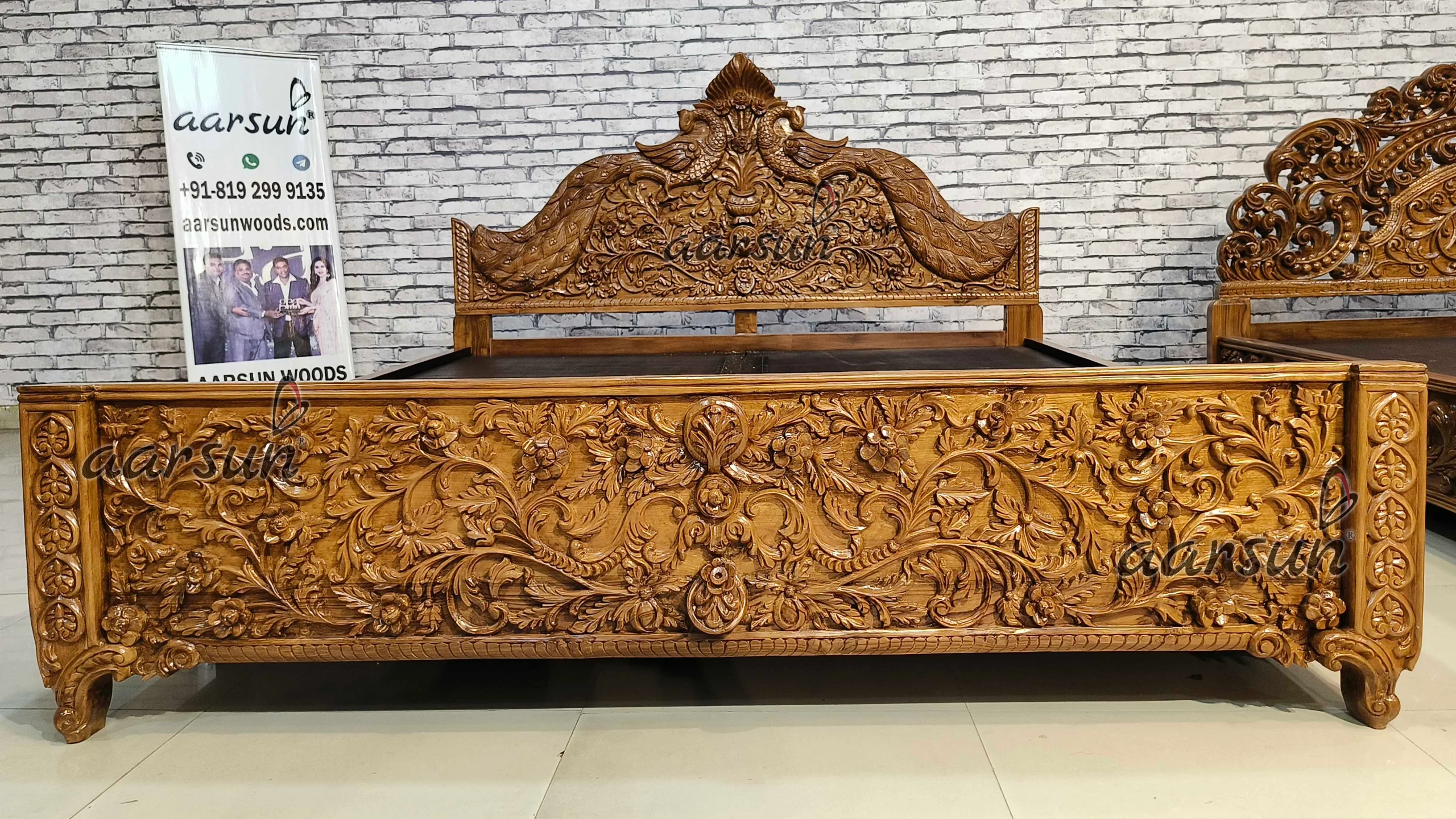 Fully Handcrafted Wooden Classical Bedroom Set view 5