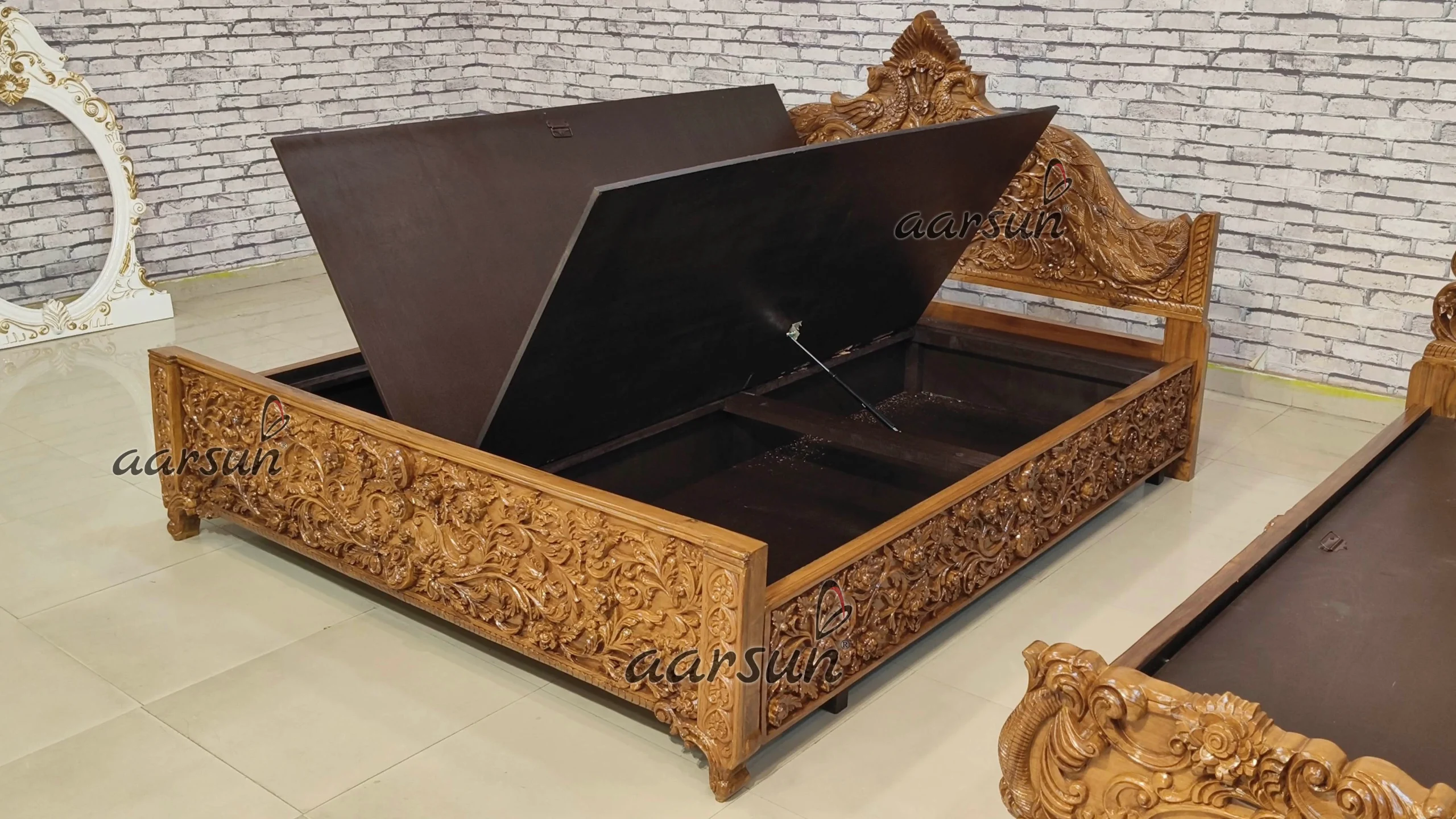 Fully Handcrafted Wooden Classical Bedroom Set view 7