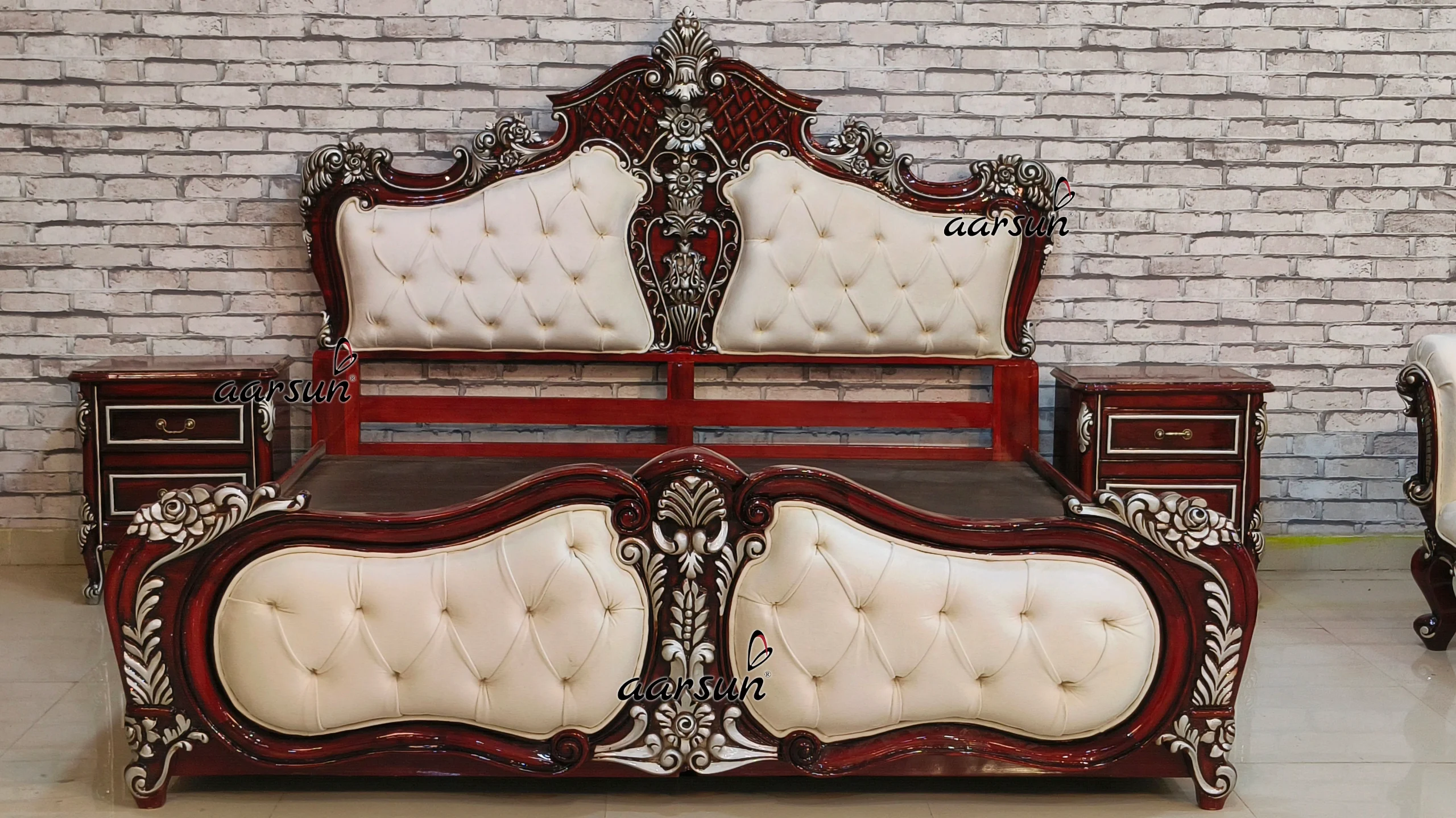 Luxurious Bedroom Furniture in Teak Wood view 4