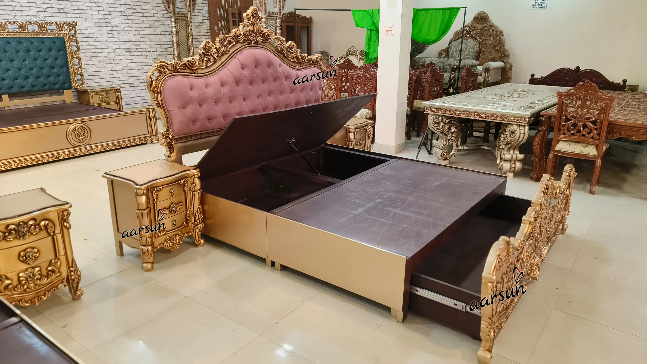 Luxury bed design with 2 different storage view 8