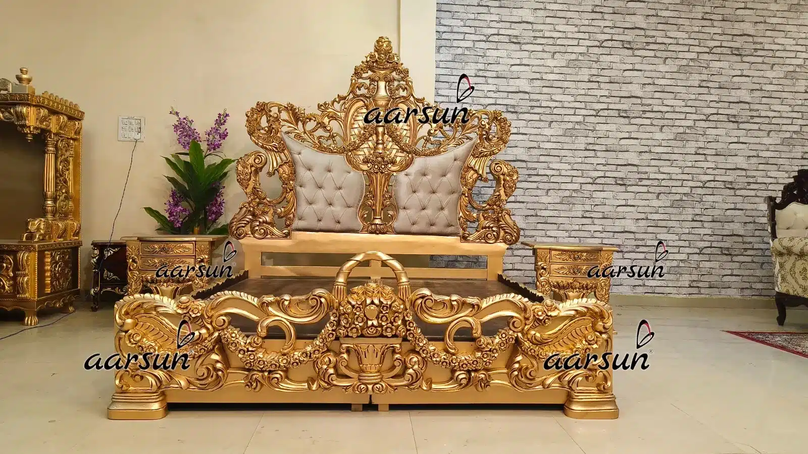 Modern Luxury Top Bed design view 3