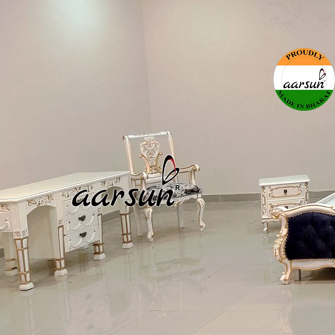 Royal Bedroom Set in White Polish view 6