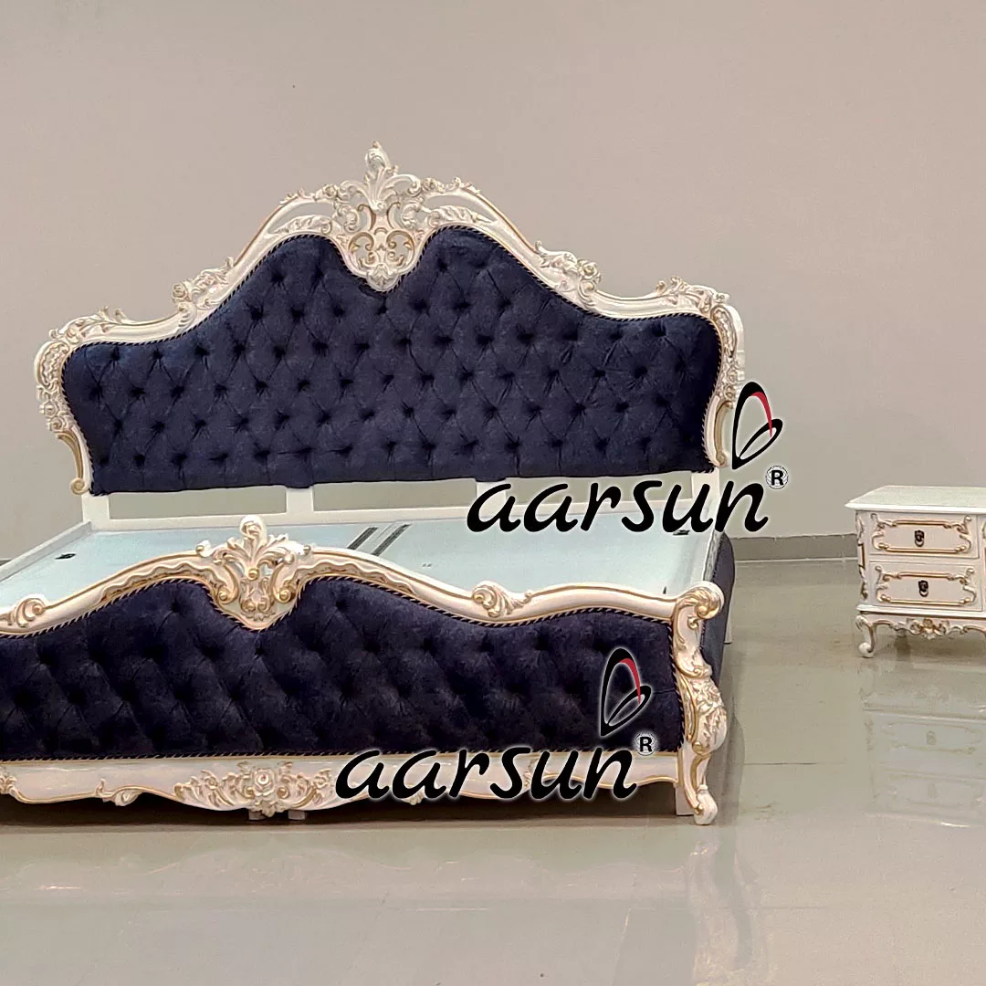 Royal Bedroom Set in White Polish view 7
