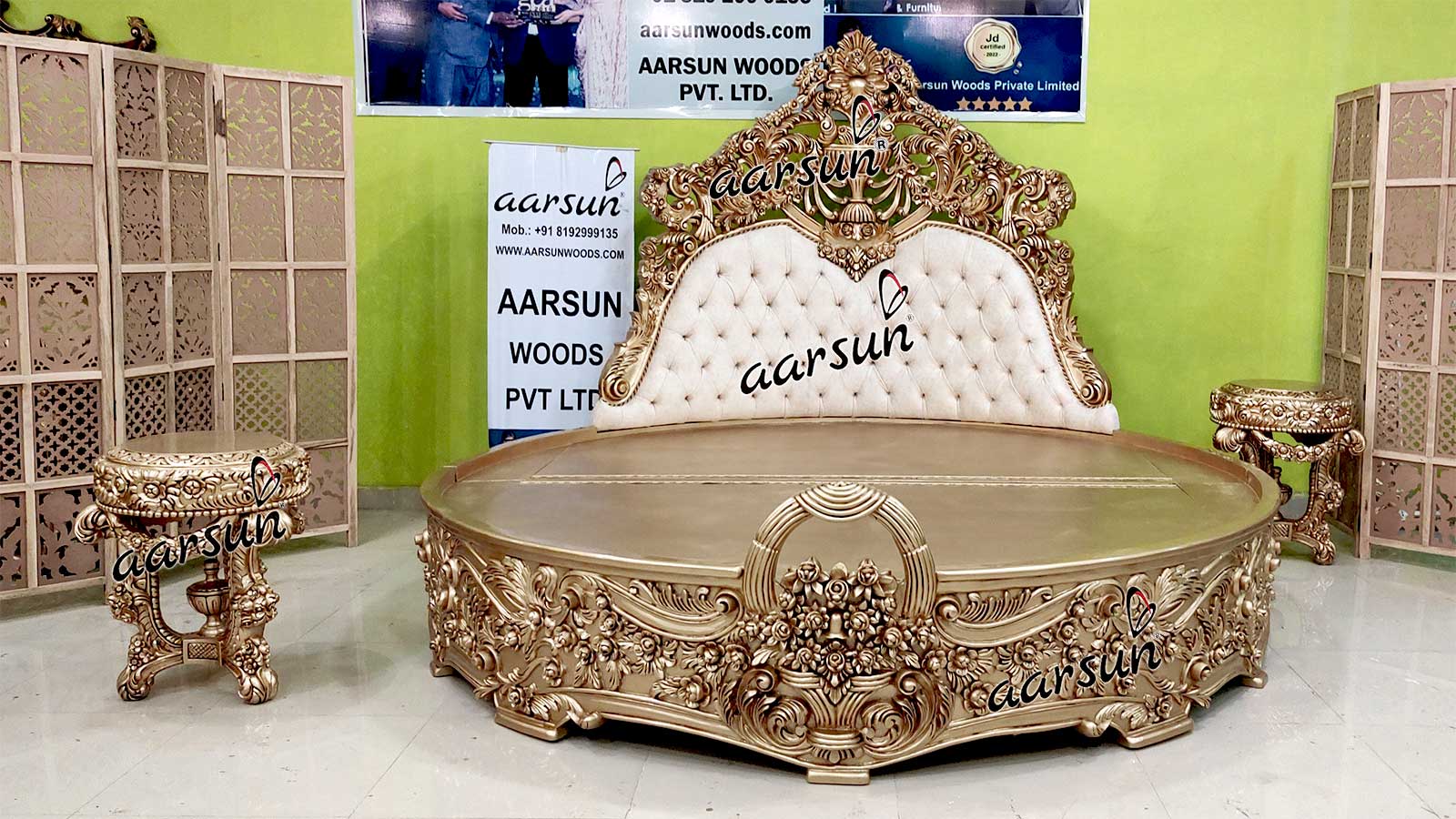 Royal Carved Round Bed in Antique Gold view 5