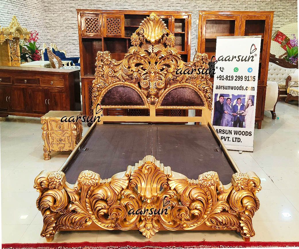 Royal Queen-Size Wooden Bed