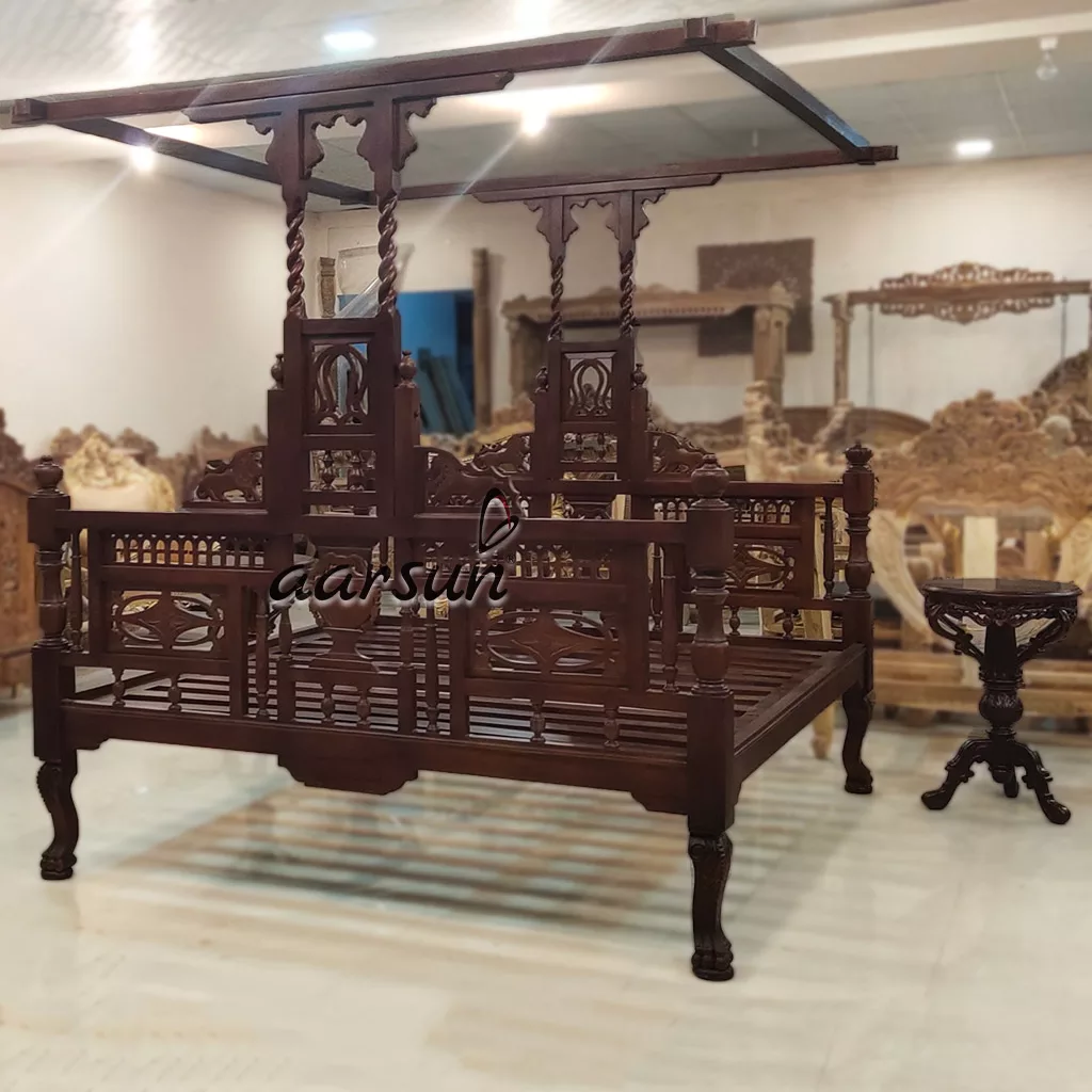 Traditional Solid Wood 4 Poster Bed view 3