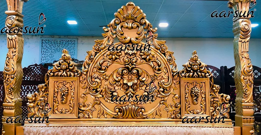 Truly Majestic Poster Bed in Solid Wood view 3