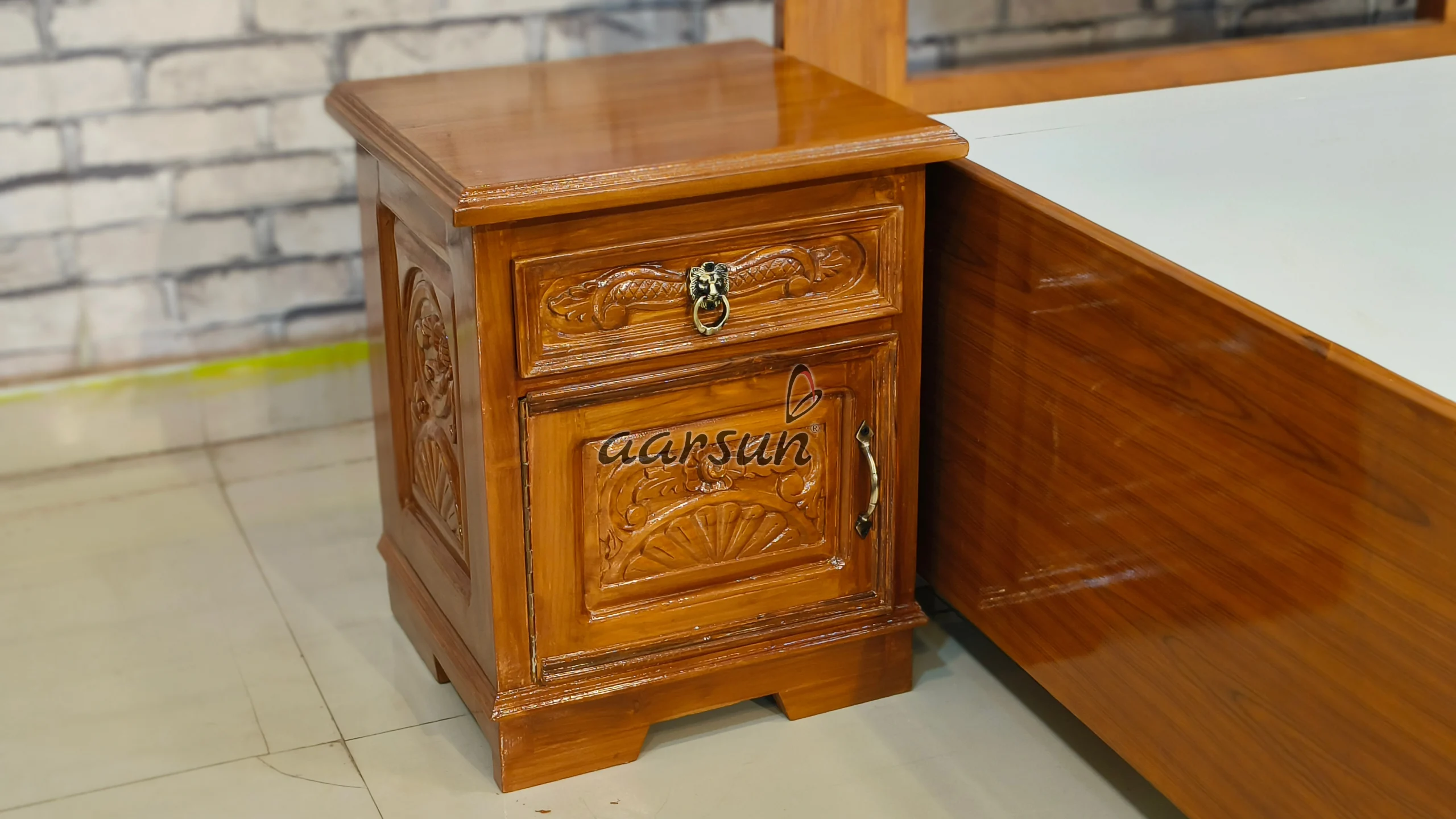Wooden Bed Made by Indian Artisans view 4