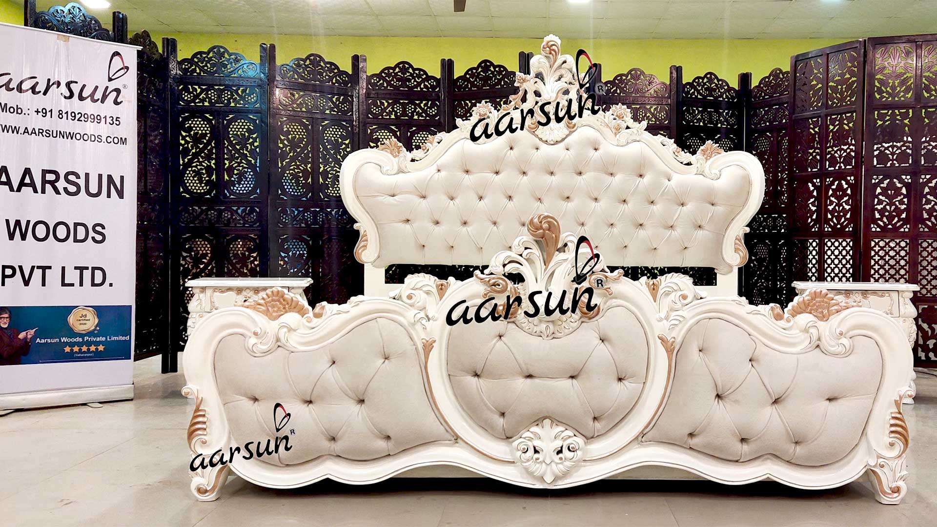 Wooden Royal Bedroom Set view 3