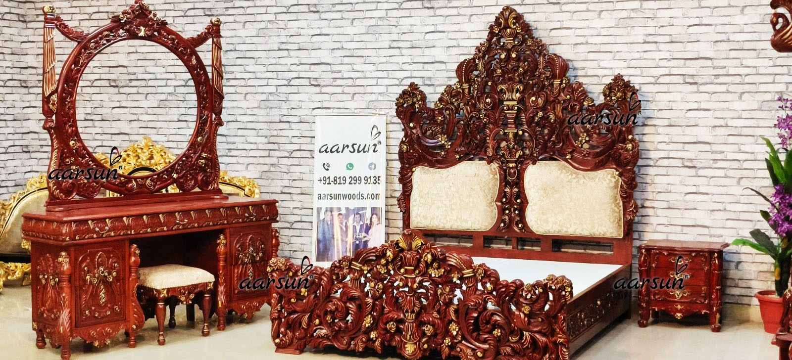 वीडियो के साथ हाथ से नक्काशीदार भव्य बेडरूम सेट
